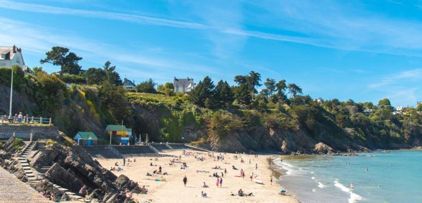 Appartement Etables-Sur-Mer A 10 Minutes A Pied De La Mer, En Plein Centre-Ville Luaran gambar